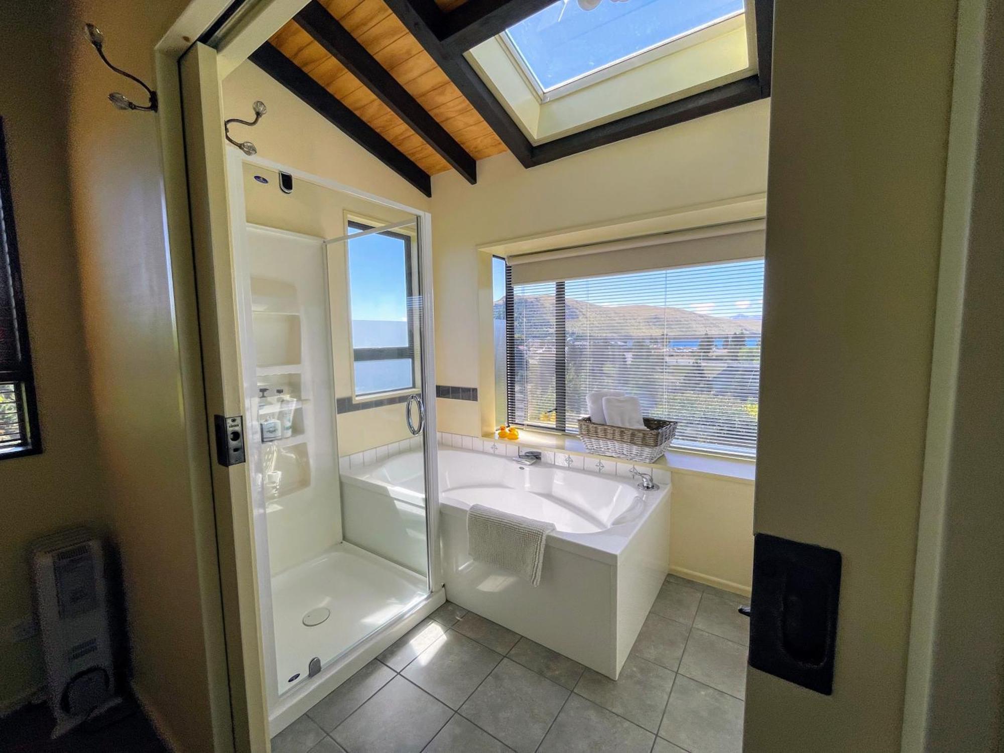 Tekapob2 Lakeview Apartment Lake Tekapo Eksteriør billede